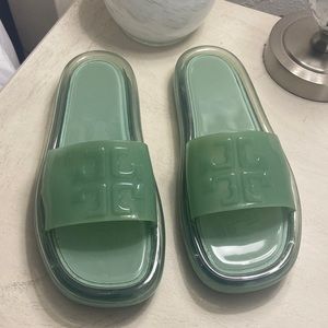 Tory Burch brand new bubble jelly slide sandals. Beautiful shade of green.
